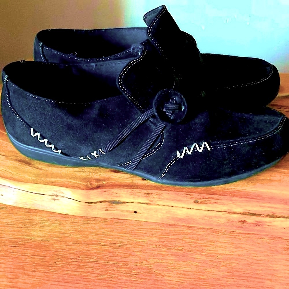 Stiched Design SlipOns